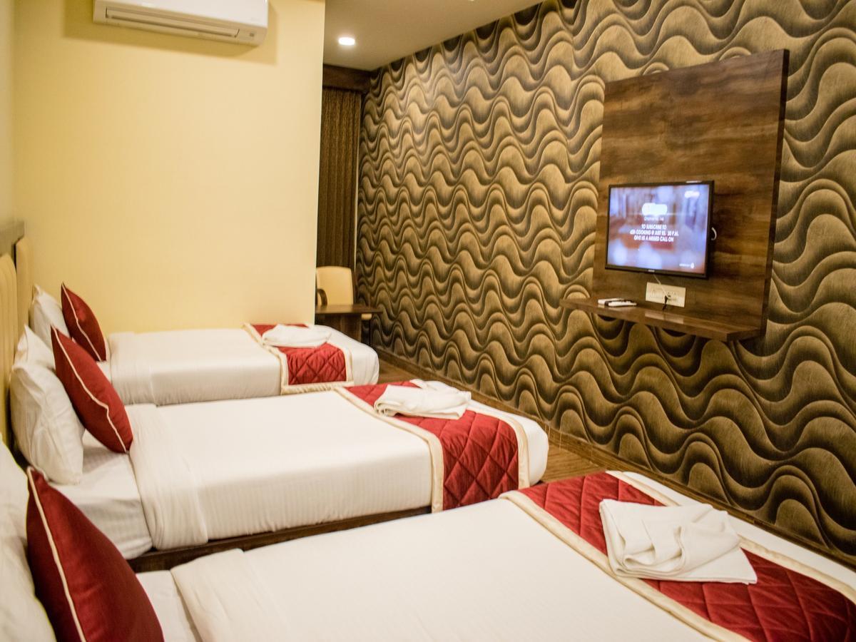 Hotel Mysore Republic Exterior photo